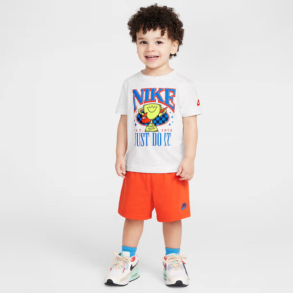nike Graphic t Shirt 002
